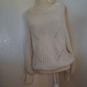 Express Cream Knit Crew Neck Sweater